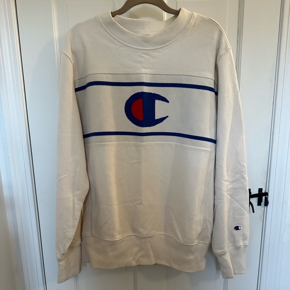 Men’s Champion sweatshirt